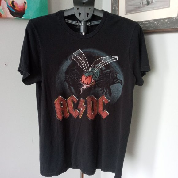 AC/DC Fly On The Wall Tour black T-Shirt size Large runs smaller - Picture 1 of 8